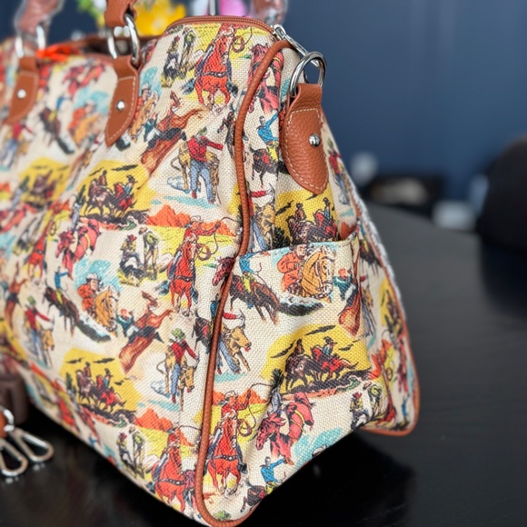 American Bling by Montana West Weekender Bag NWT - Picture 3 of 7